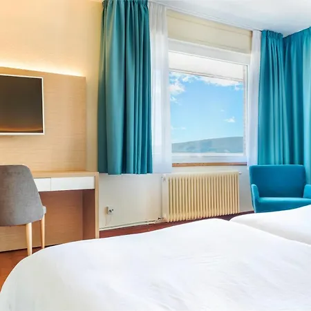 Vejo Hotel 3*
