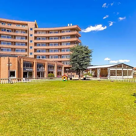 Vejo Hotel 3*