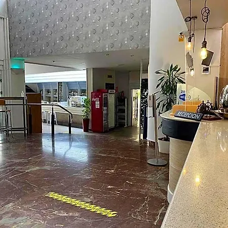 Vejo Hotel 3*